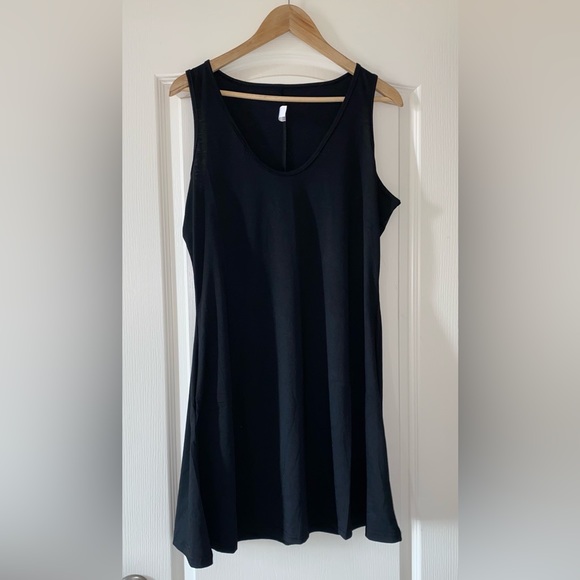 Dresses & Skirts - Casual Summer Dress